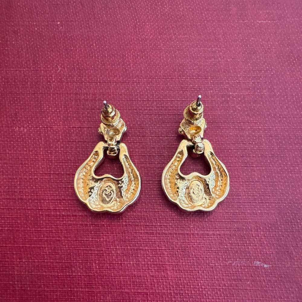 Vintage 1990s Gold Tone Drop Earrings, Door Knocker Earrings, Old Money Earrings - Picture 6 of 10